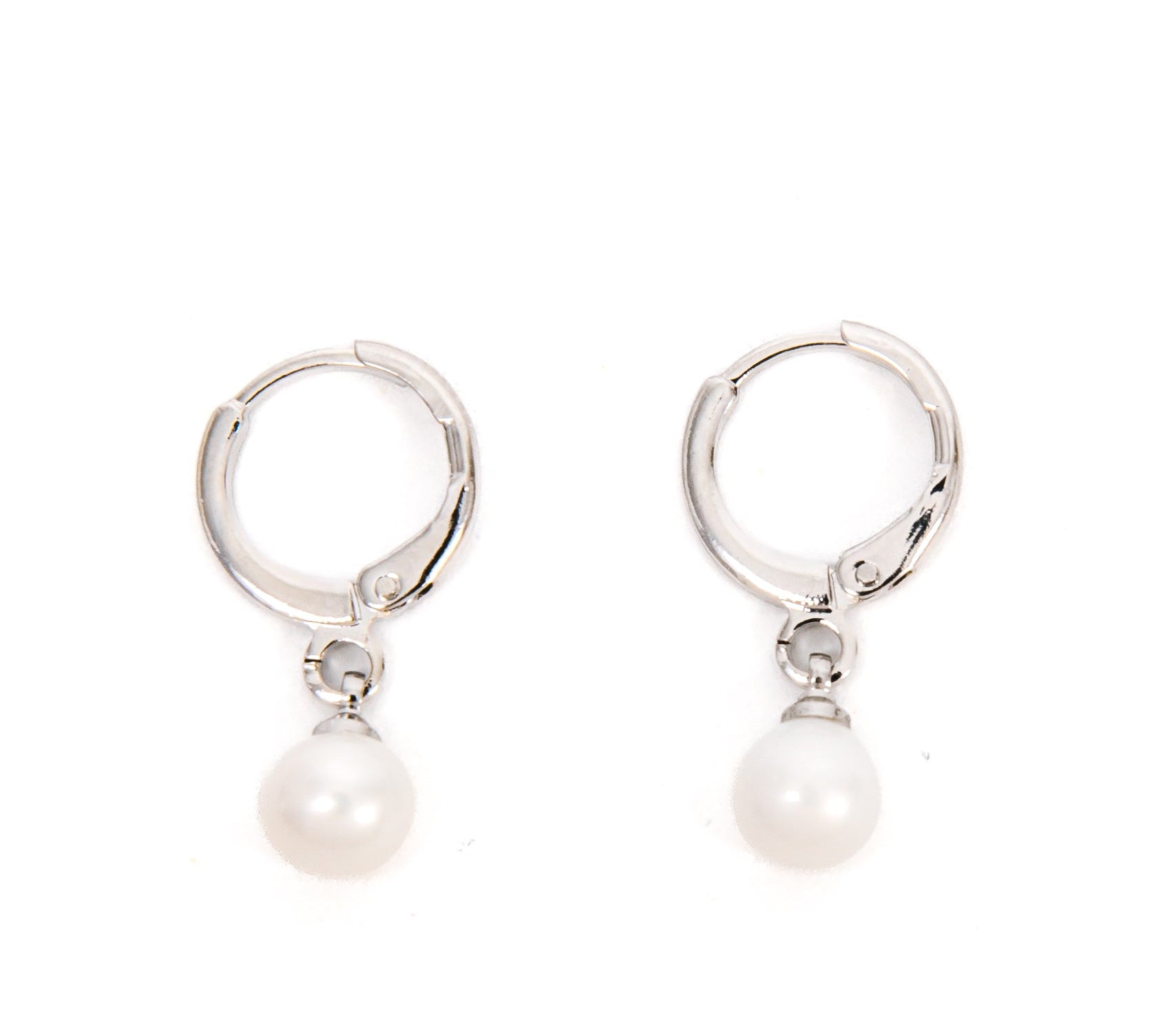 Dangling Pearl Huggies