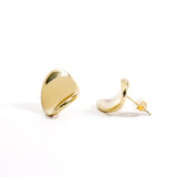 Twisted Studs